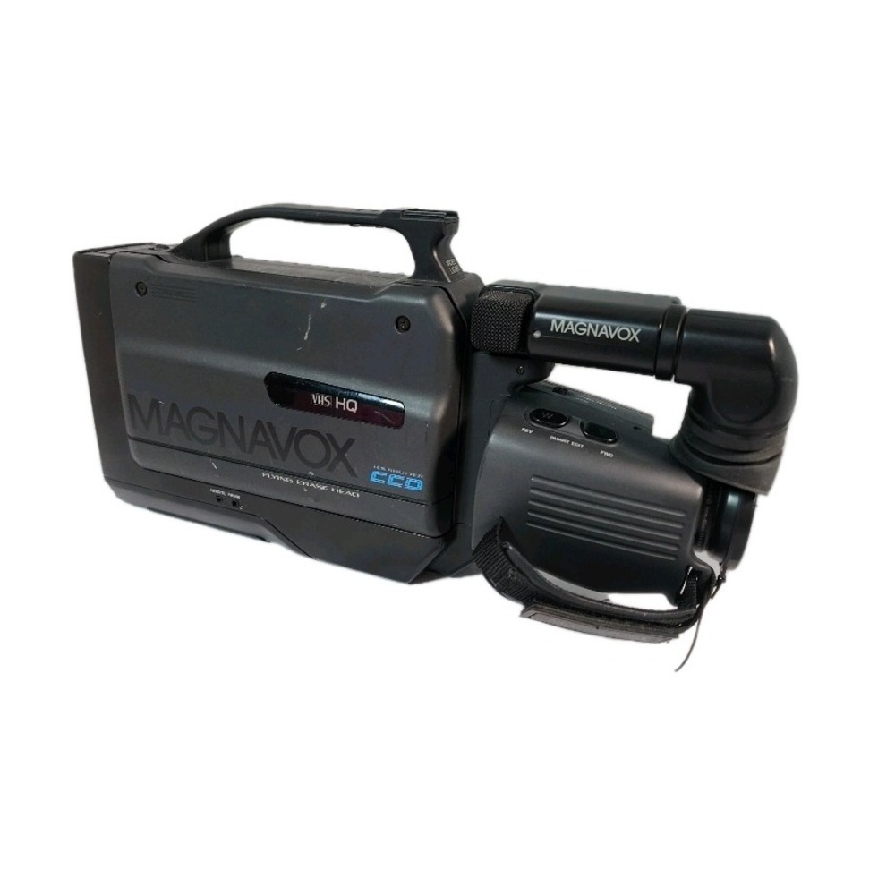 Vintage Magnavox VHS HQ Camcorder with 10x Power Zoom CCD‎ Flying Erase. READ